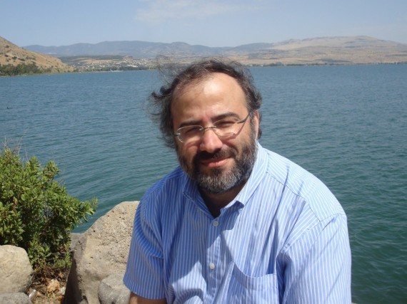 1Alfredo Pérez Alencart en el mar de Galilea (2014)
