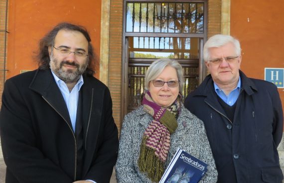 Alfredo Pérez Alencart, Verna y Stuart Park, en Tordesillas (Foto de Jacqueline Alencar)