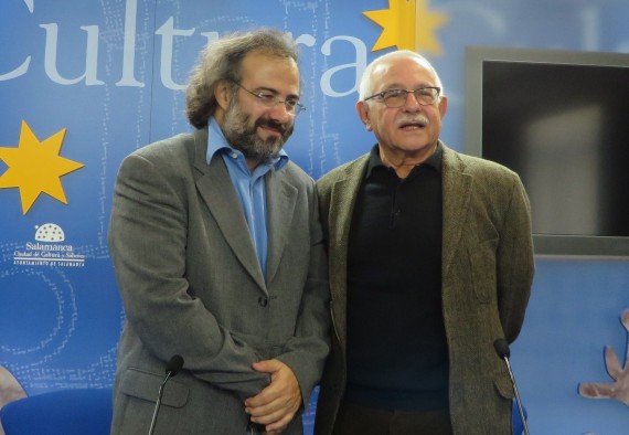 2 Los poetas Alfredo Pérez Alencart y Pío E. Serrano, en la rueda de prensa para dar a conocer el ganador del V Premio Gastón Baquero