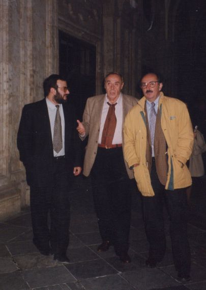 6 Alfredo Pérez Alencart, Jesús Hilario Tundidor y Antonio Colinas (foto de Luis Monzón, salamanca, 1998)