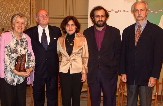 16 Circe Maia, Jacobo Rauskin, Jacqueline Alencar, Alfredo Pérez Alencart y Santiago Sylvester (2005)