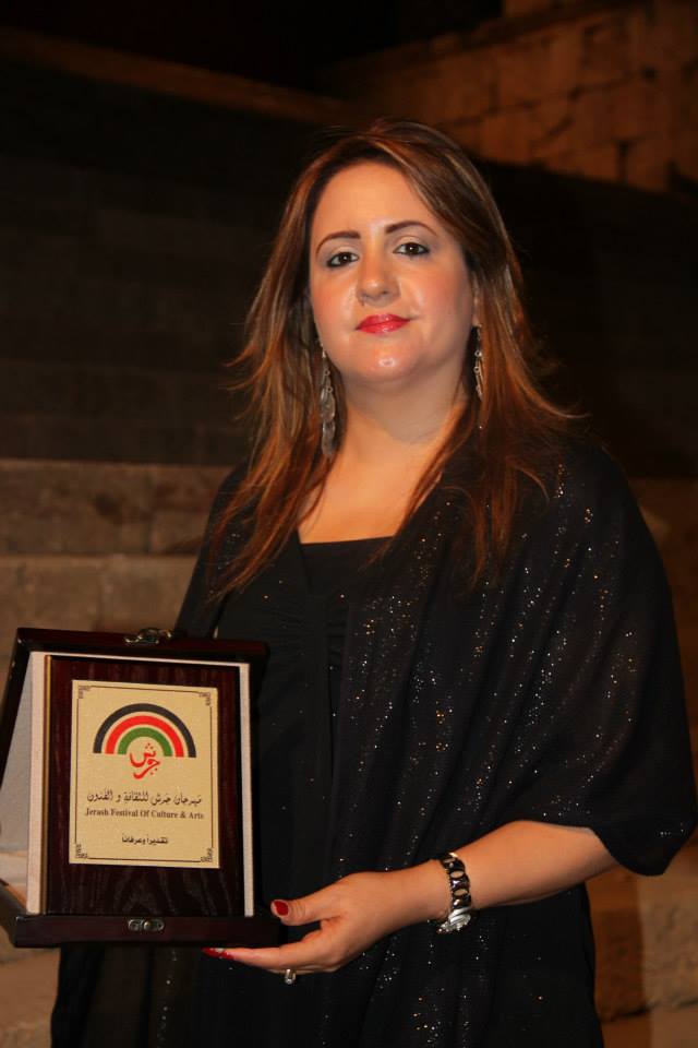 POEMAS DE LA MARROQUÍ FATIMA ZAHRA BENNIS, TRADUCIDOS POR RAJAA DAKIR Y NADIA BALINE