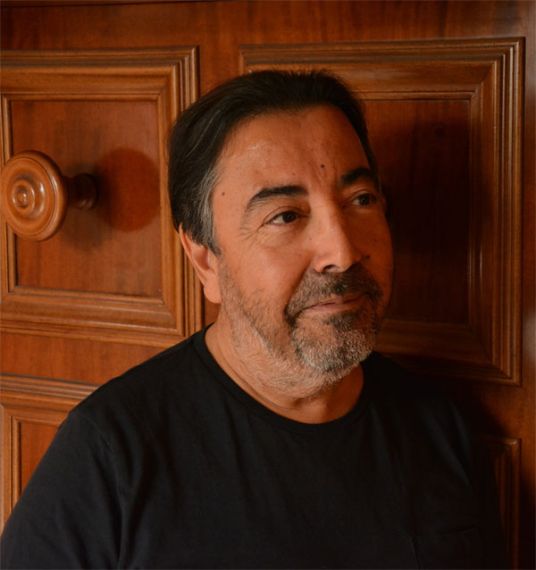 1 El escritor tunecino Mohamed Doggui