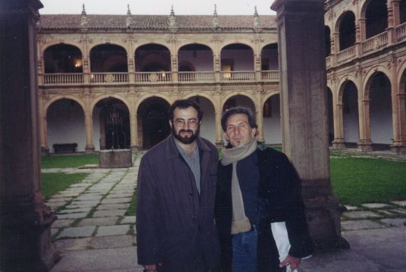 4 Alfredo Pérez Alencart y Luis Alberto Crespo en el Colegio Fonseca (foto de Jacqueline Alencar)