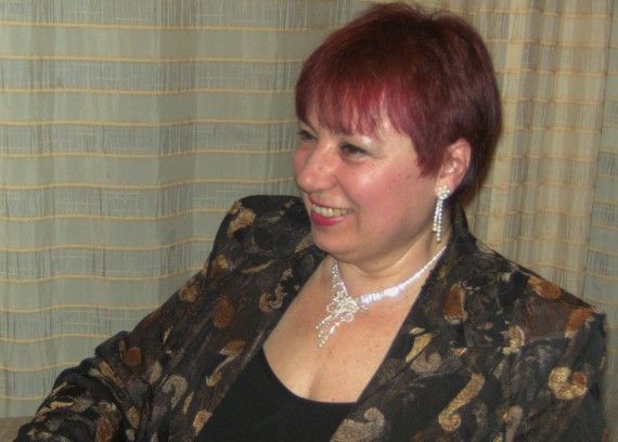 15 La poeta y traductora búlgara Violeta Boncheva