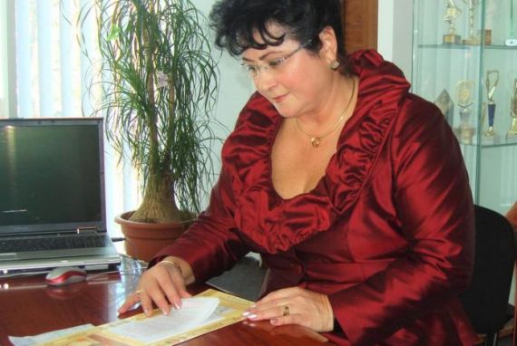 11 María Dohotaru, directora de la editorial Magic Print, de Onesti (Rumanía)