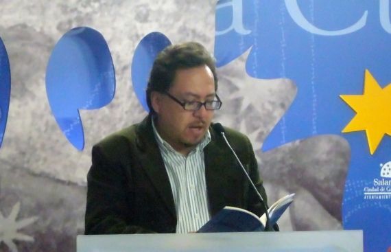1 El poeta Gabriel Chávez Casazola en la Sala de la Palabra (foto de Jacqueline Alencar)