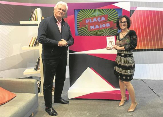 5 En otra de las presentaciones de la novela