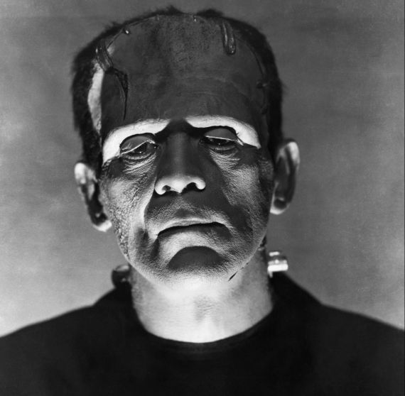 2 Boris Karloff como Frankenstein