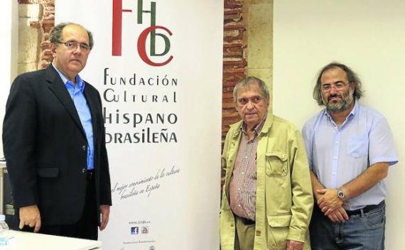 3 Antonio López Ortega, Rafael Cadenas y Alfredo Pérez Alencart, en el Centro de Estudios Brasileños de la Universidad de Salamanca