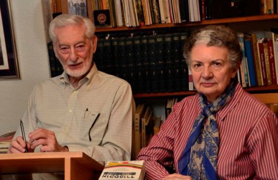 11 Alberto Huberman y Angelina Muñiz- Huberman y