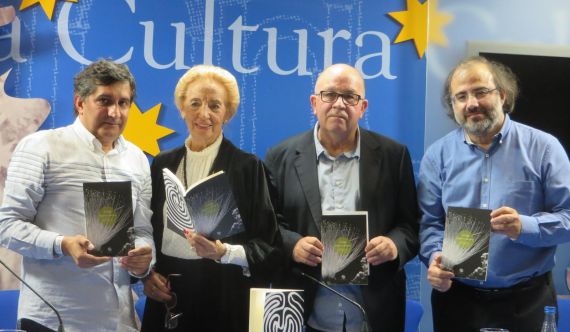 3 Pinto, Fernández Labrador, Oliveira Mateus y Alencart con el poemario