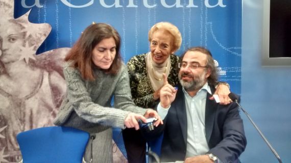 6 Jacqueline Alencar, Pilar Fernández Labrador y A. P. Alencart (foto de Eelena Díaz Santana)