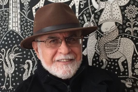 8 El poeta y ensayista David Cortés Cabán