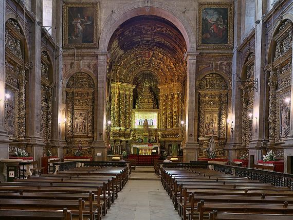 13A Iglesia de Santa Clara