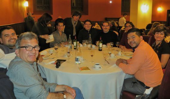 19 Alvarado con poetas de españa, Colombia, Chile, Venezuela, Argentina y Portugal (foto de J. Alencar)