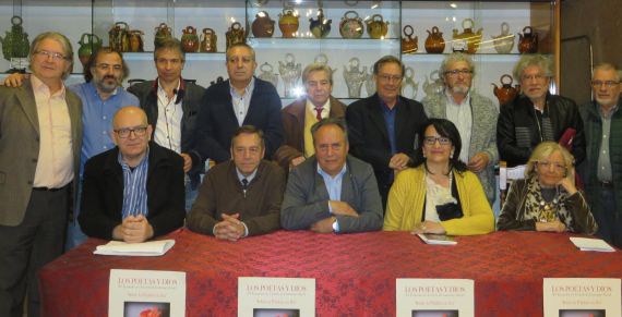 7 Algunos de los poetas participantes en le XV Encuentro (foto de Jacqueline Alencar)