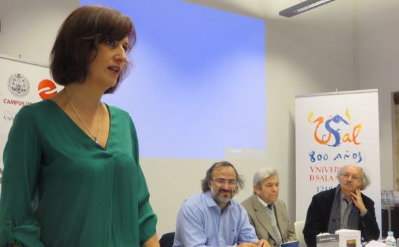 8 Lectura de Aída Acosta en el Centro de Estudios Brasileños (foto de Jacqueline Alencar)