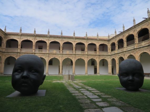 2 Claustro del Colegio Fonseca de la Usal (foto de Jacqueline Alencar)