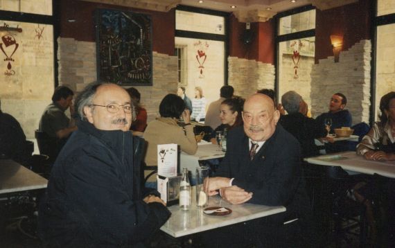 4 Antonio Colinas y José Hierro en Salamanca 2001 (foto de A. P. Alencart)