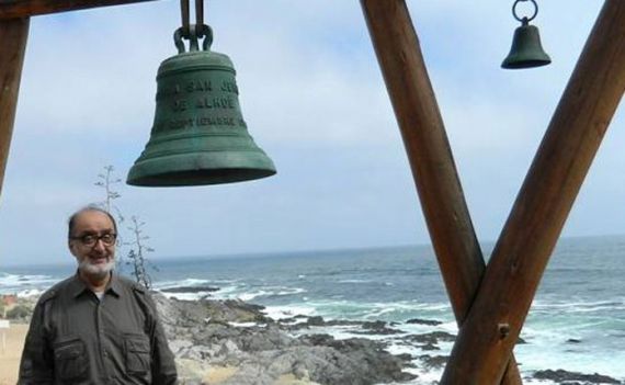 4 Sergio-Macías en Isla Negra