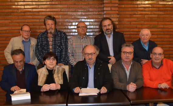 1 Miembros del jurado y de representantes de las cofradías de Peñaranda (foto Salamanca al Día)