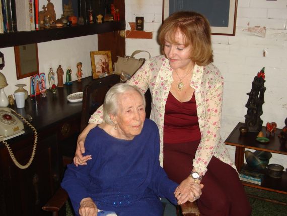 4 Elisabet Schön y Carmen Cristina Wolf (2006)