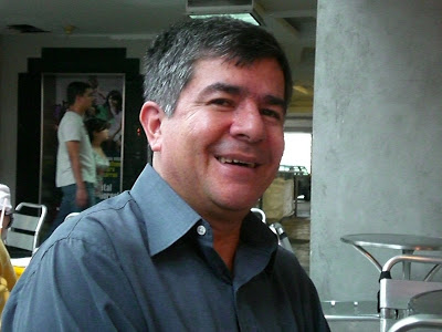 8 El poeta Alejandro García Gómez