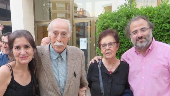 9 Jacqueline Alencar, Jesús Hilario Tundidor, Chari Silva y A. P. Alencart