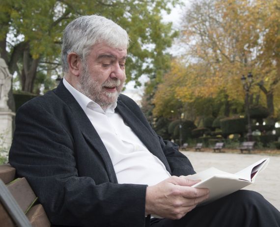 1 El poeta burgalés Tino Barriuso