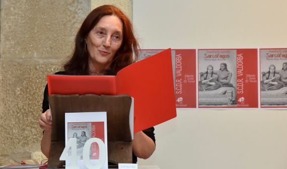 1 La poeta navarra Marina Aoiz