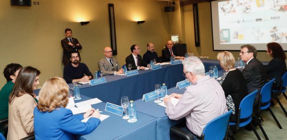 18 Reunión de trabajo en la Casa de la Moneda