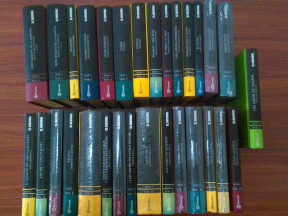 6 Colección de novelas publicadas por El Nacional